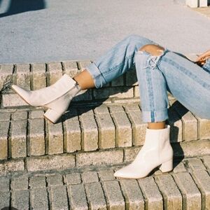 Via Spiga Diana boots size 9.5 USA